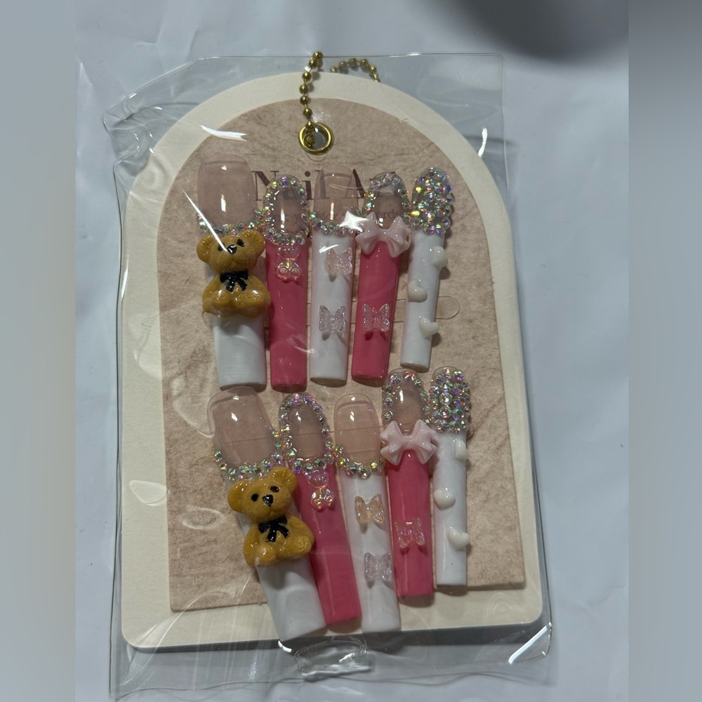 Chic Pink and White Press-On Nails